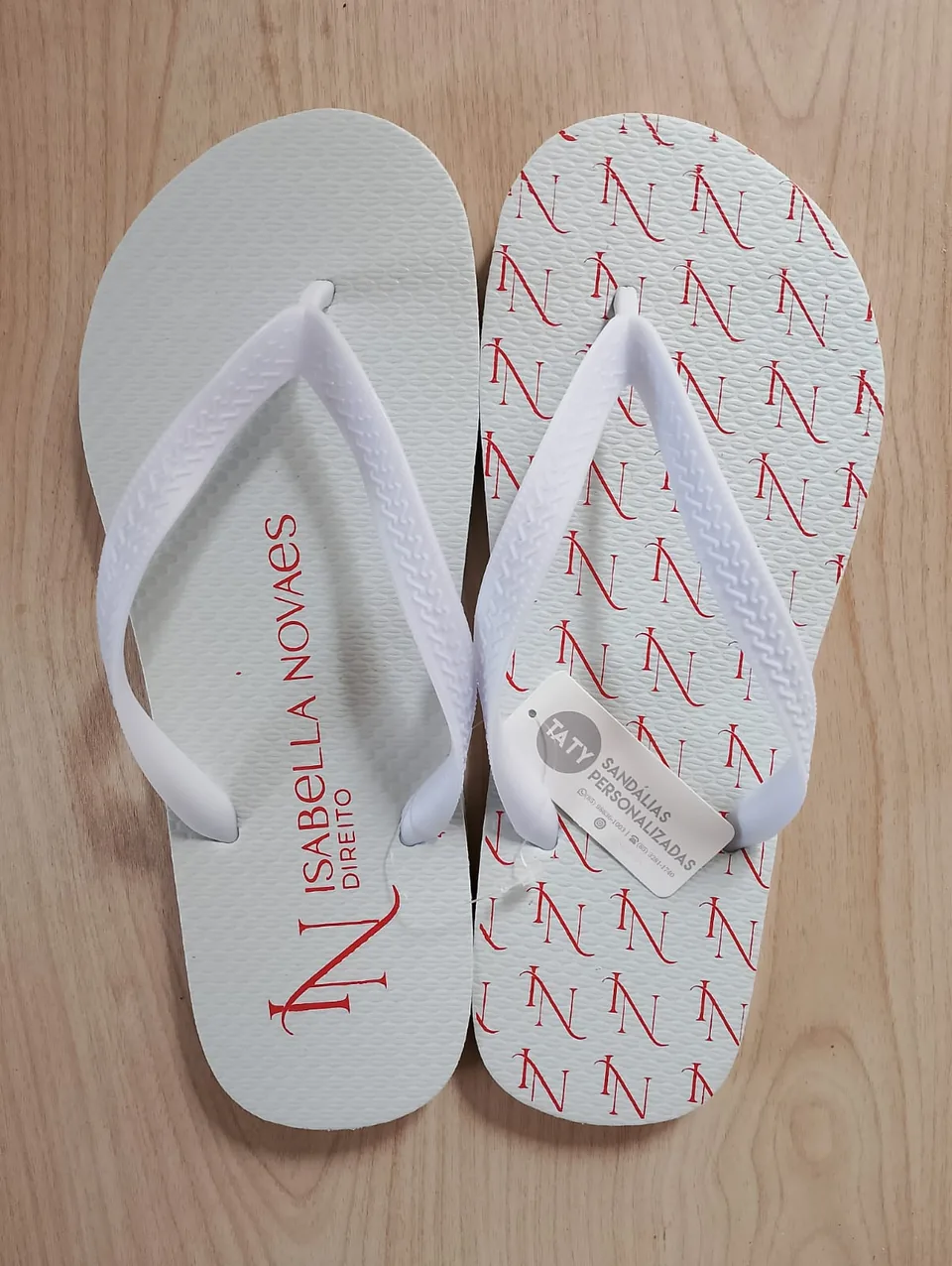 Chinelos personalizados para formatura produzidos pela Taty, referência real 14.